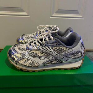 Bottega Veneta Women's Grey and White Trainers